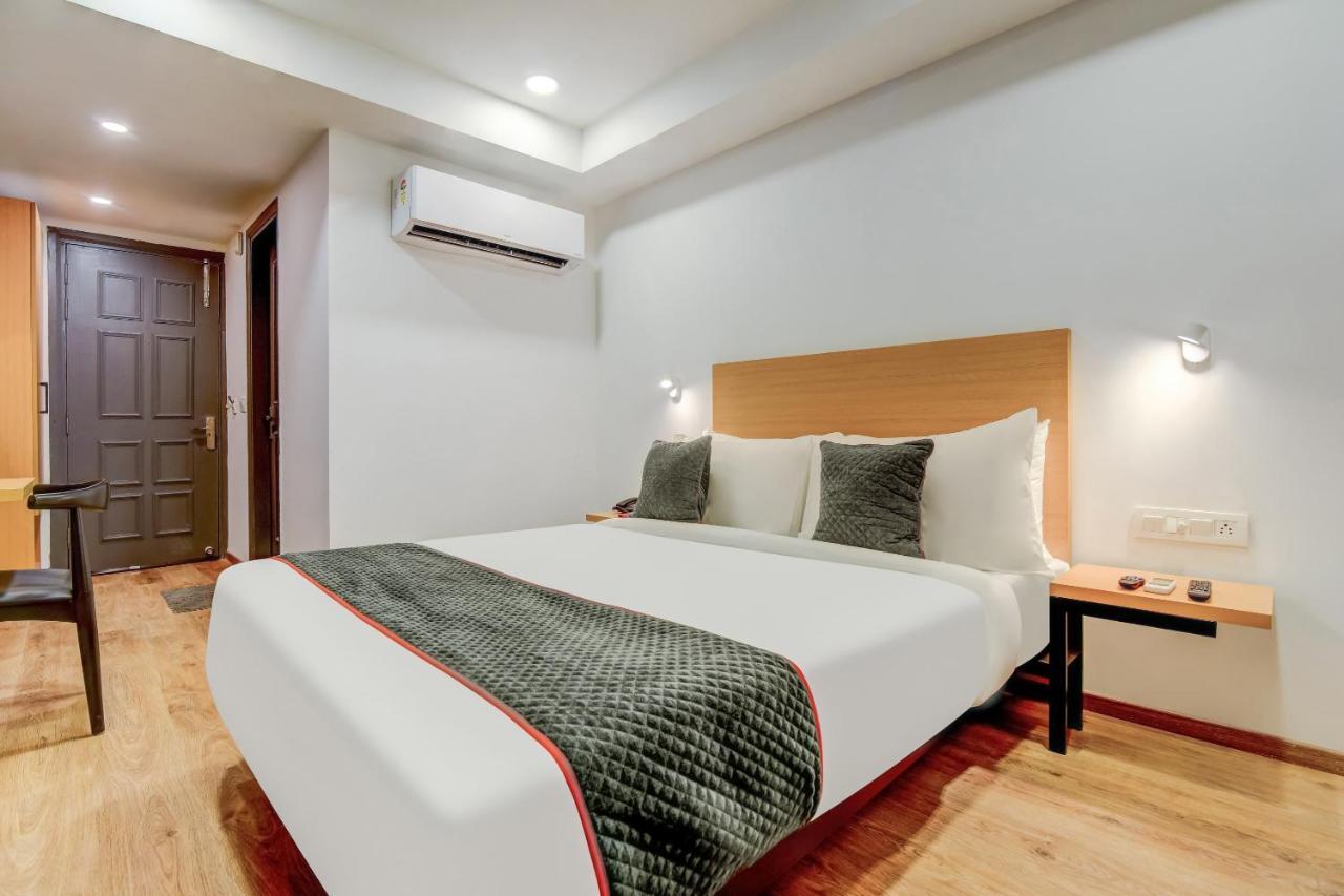 Oyo Townhouse 115 Patel Nagar Otel Yeni Delhi Dış mekan fotoğraf